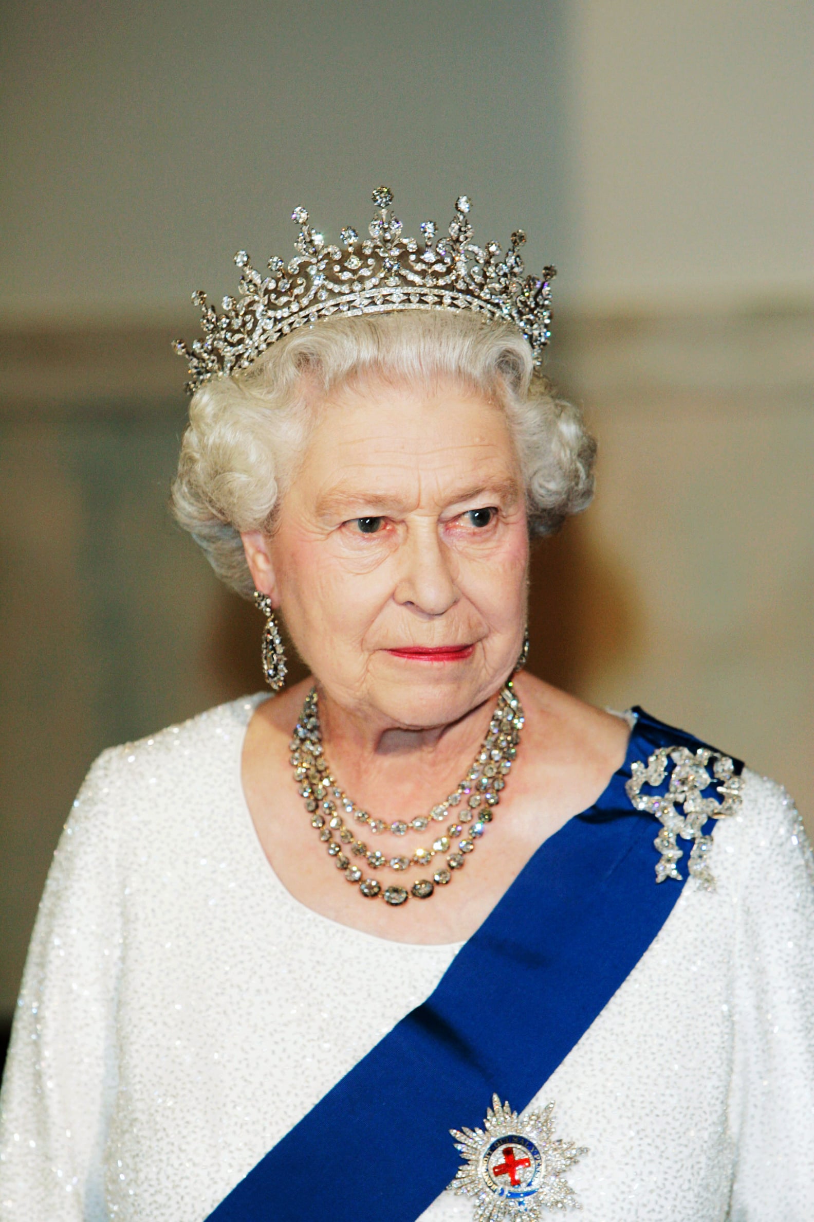 Queen Elizabeth II's Necklaces | PS Fashion