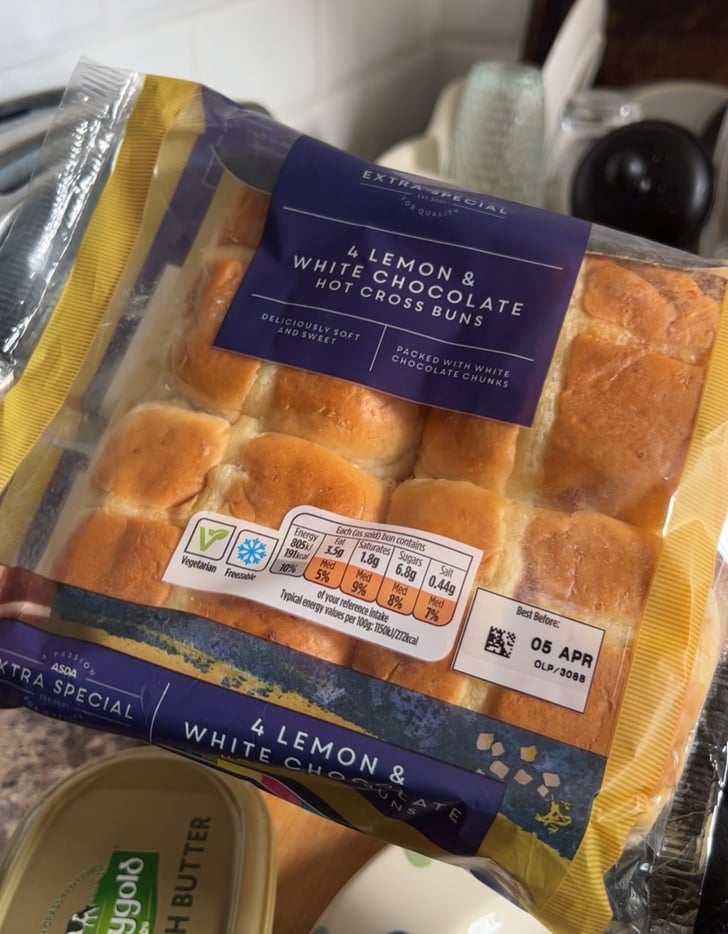 Asda Lemon & White Chocolate Hot Cross Buns Easter 2023 Flavoured