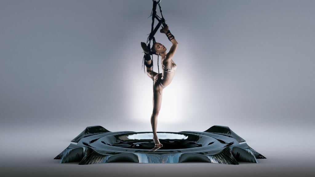 "Pendulum" by FKA Twigs