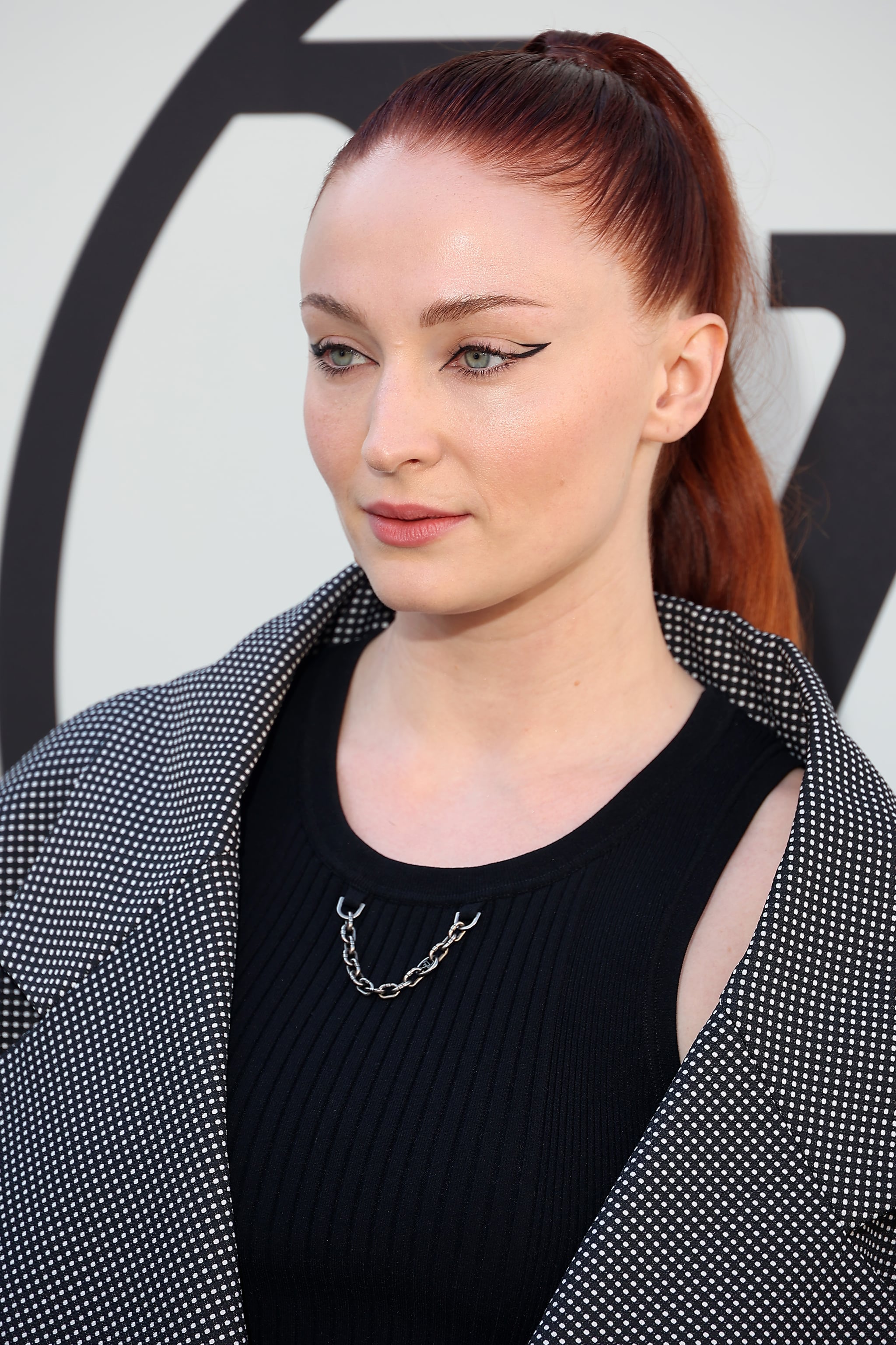 PARIS, FRANCE - OCTOBER 04: (EDITORIAL USE ONLY - For Non-Editorial use please seek approval from Fashion House) Sophie Turner attends the Louis Vuitton Womenswear Spring/Summer 2023 show as part of Paris Fashion Week  on October 04, 2022 in Paris, France. (Photo by Marc Piasecki/WireImage)