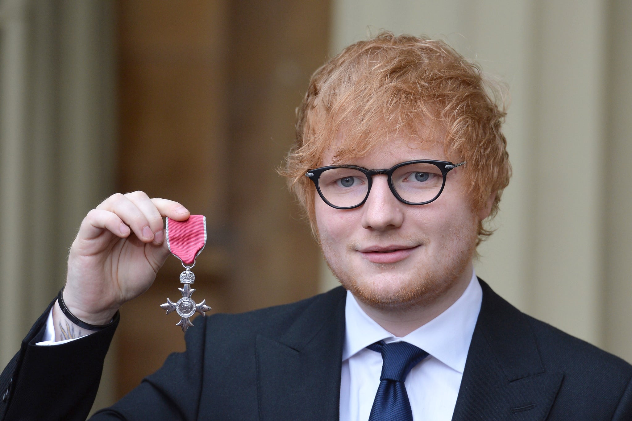 Ed Sheeran Buckingham Palace For MBE Investiture Photos | POPSUGAR Middle  East Celebrity and Entertainment