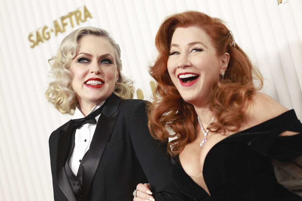 Lisa Ann Walter and Elaine Hendrix at the 2023 SAG Awards
