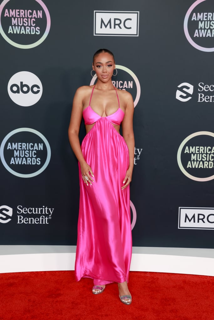 Bella Harris at the 2021 American Music Awards
