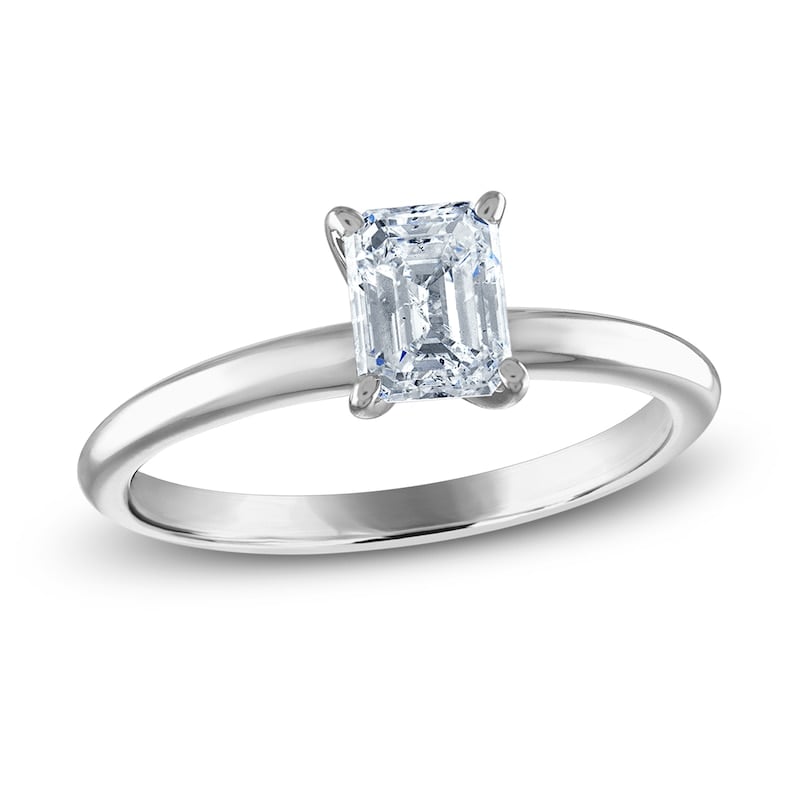 Emerald Cut Solitaire Engagement Rings