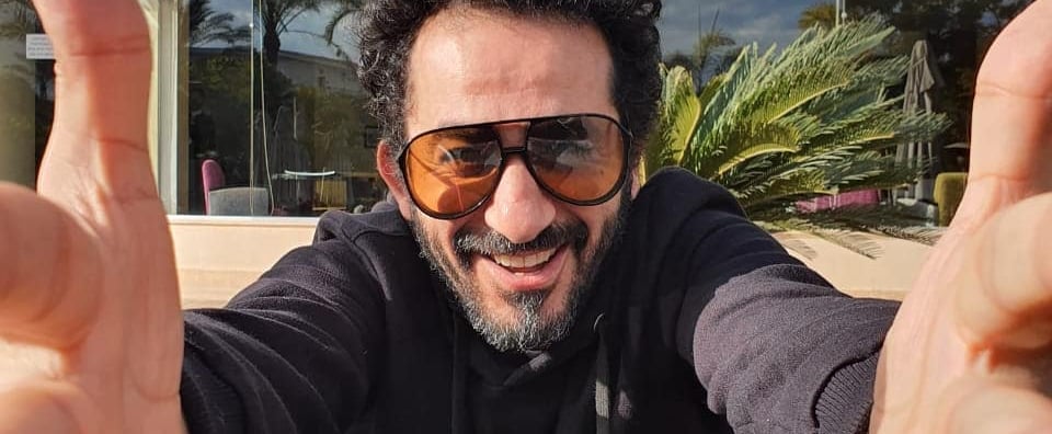 أحمد حلمي وهناء الزاهد في مسلسل إذاعي بعنوان  لف وارجع تاني