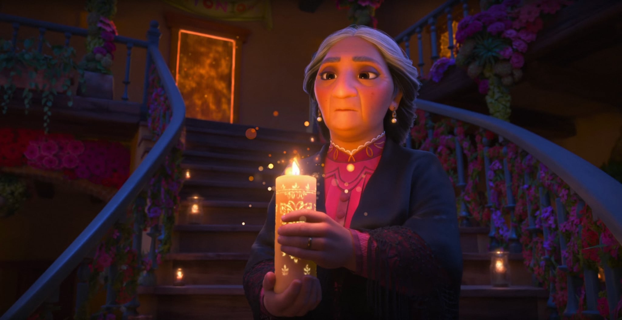 ENCANTO, Abuela Alma (voice: Maria Cecilia Botero), 2021.  Walt Disney Studios Motion Pictures / Courtesy Everett Collection