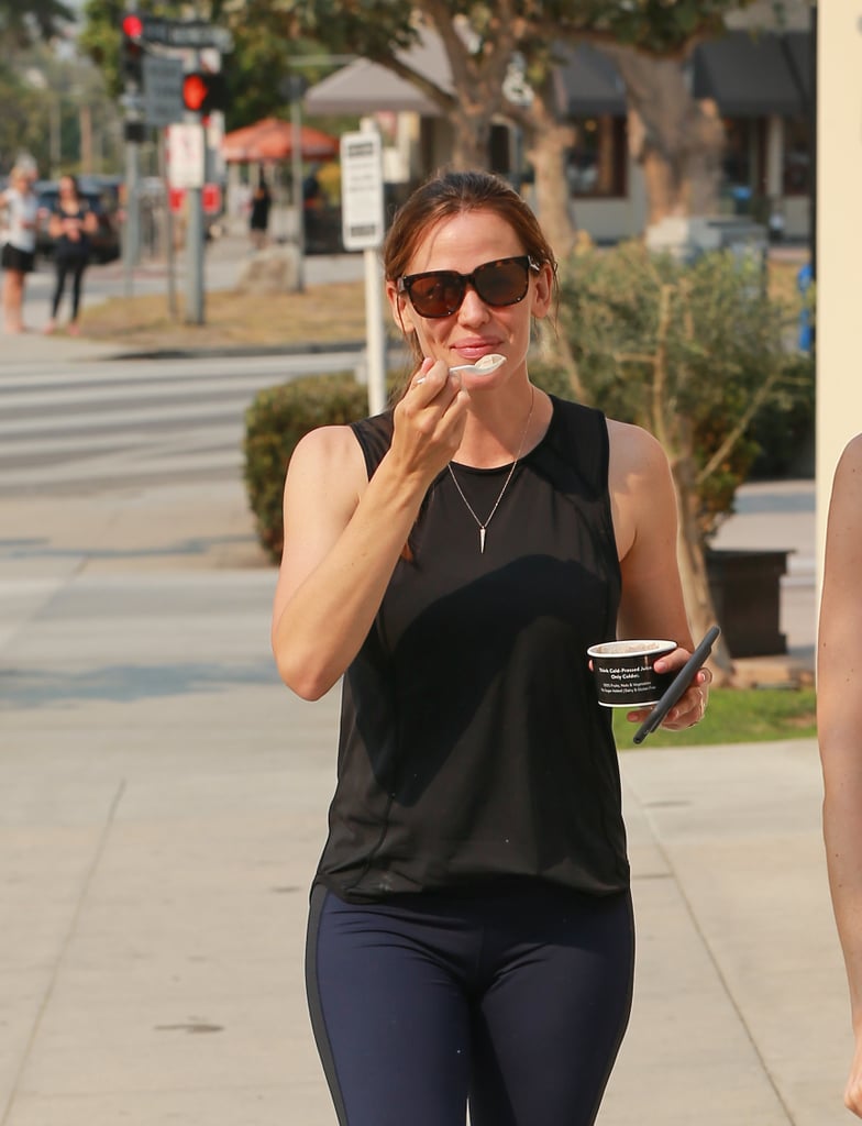 Jennifer Garner Out in LA July 2016 | Pictures