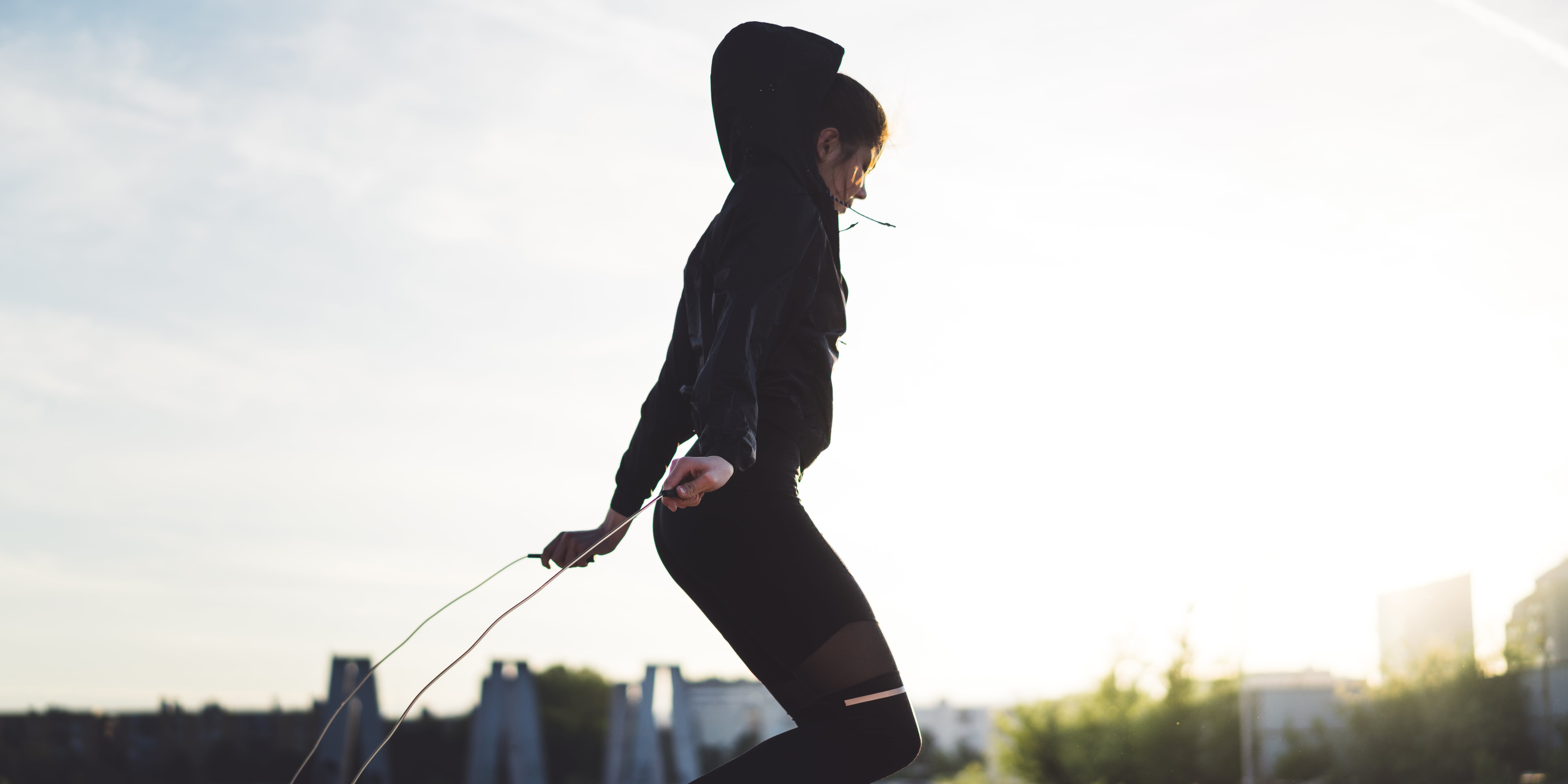 Skipping rope challenge online to lose belly fat