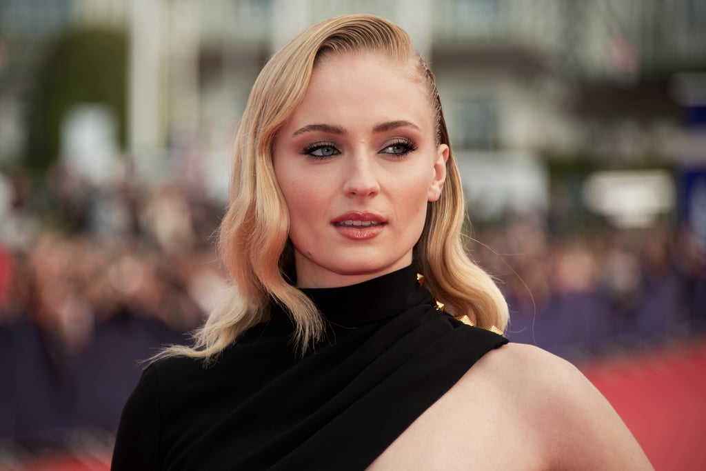 Sophie Turner's Side Part