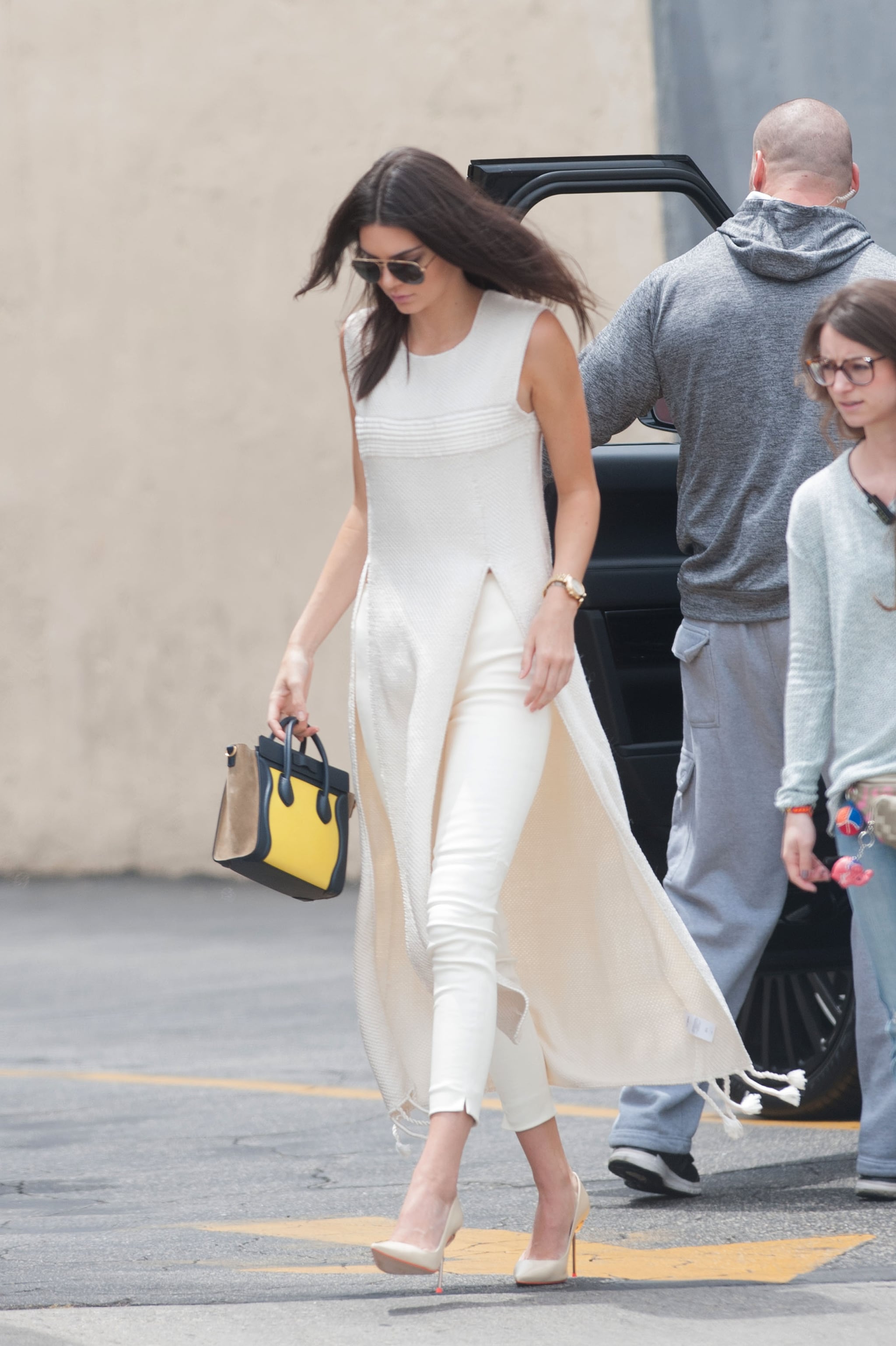 Kendall Jenner Black Sneakers Street Style 2022