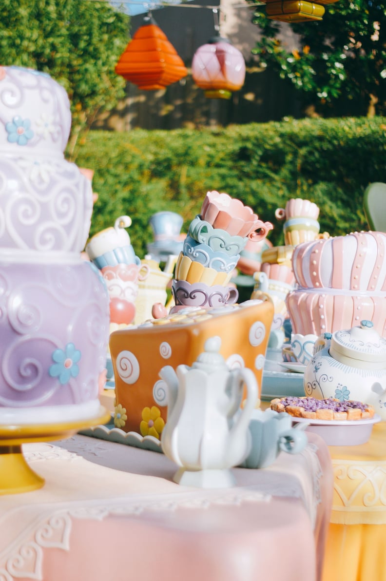 Disney iPhone Wallpaper: Alice in Wonderland
