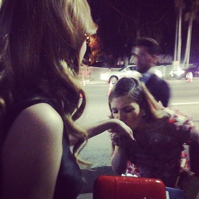 Bella Thorne got kisses from Drew Barrymore after the Golden Globes.
Source: Instagram user bellathorne