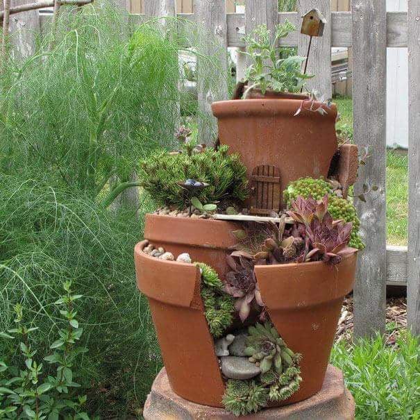 Have multiple broken pots? Stack them!