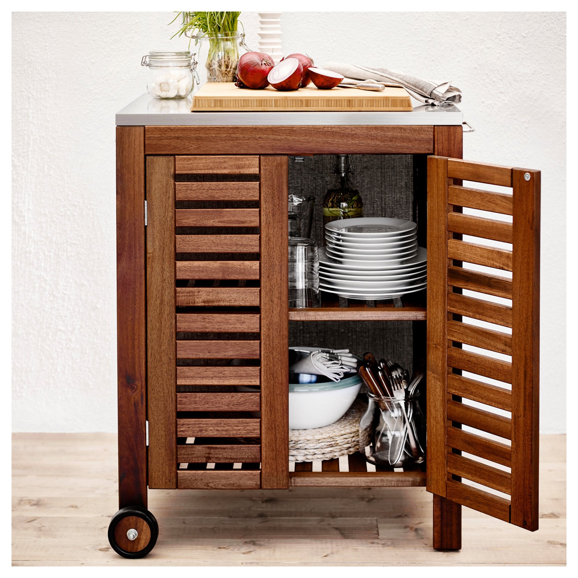 Applaro cabinet shop
