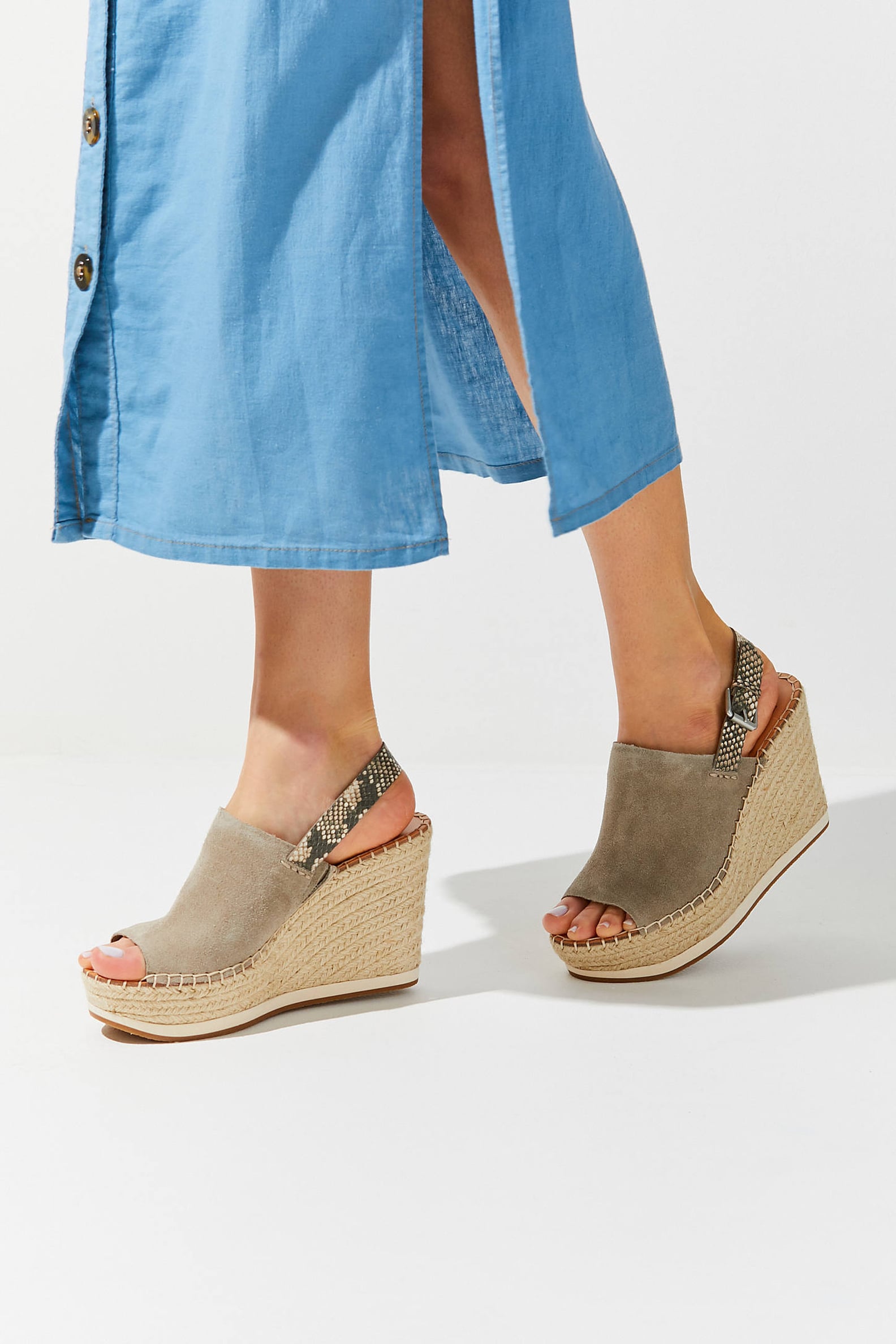 trendy wedge sandals 2019