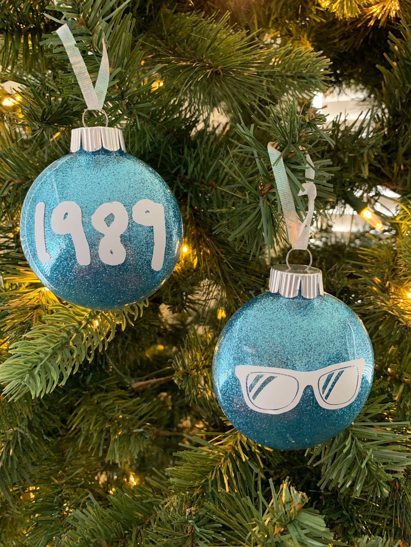 Taylor swift 1989 christmas ornament clearance