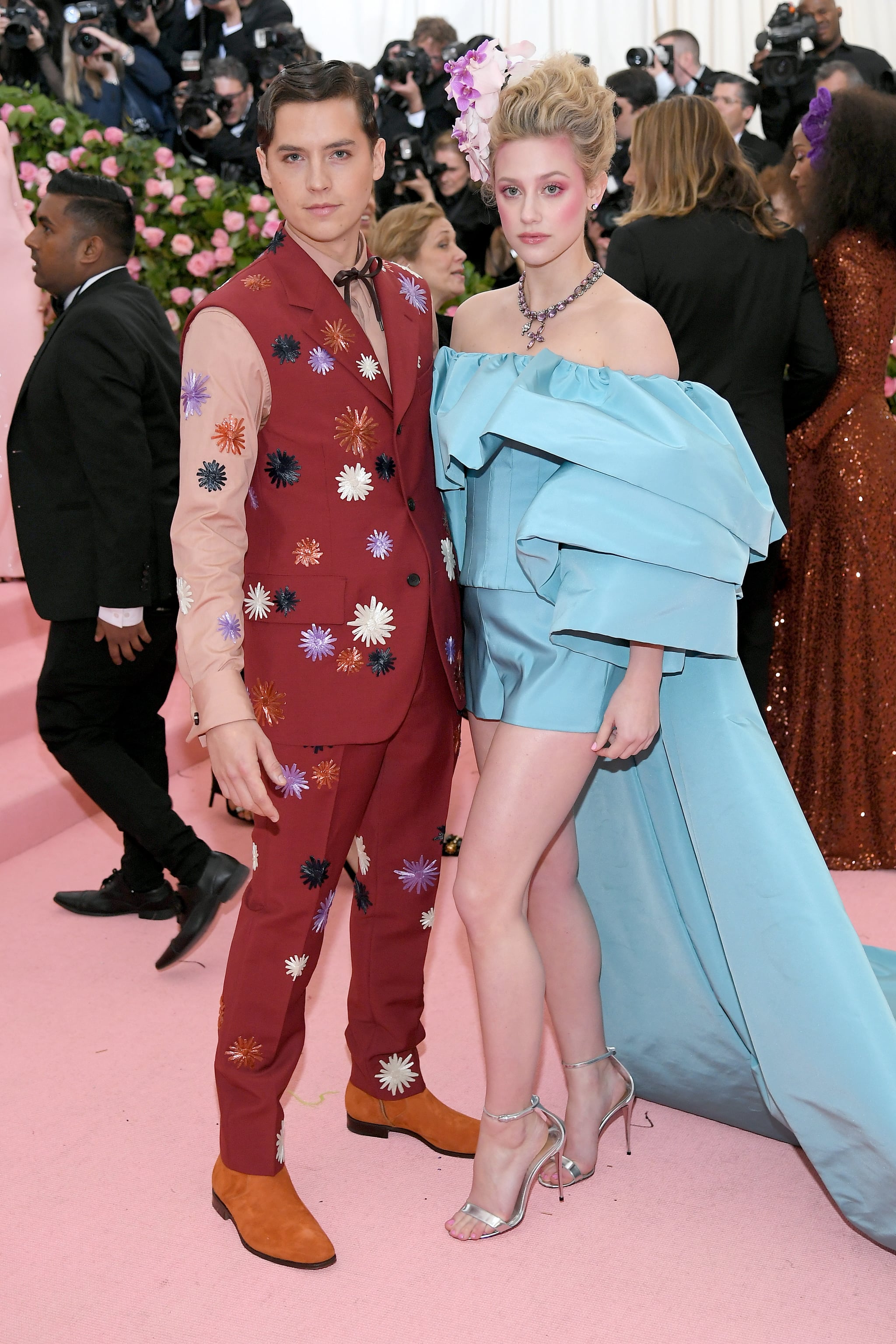 Resultado de imagen de cole sprouse lili reinhart met