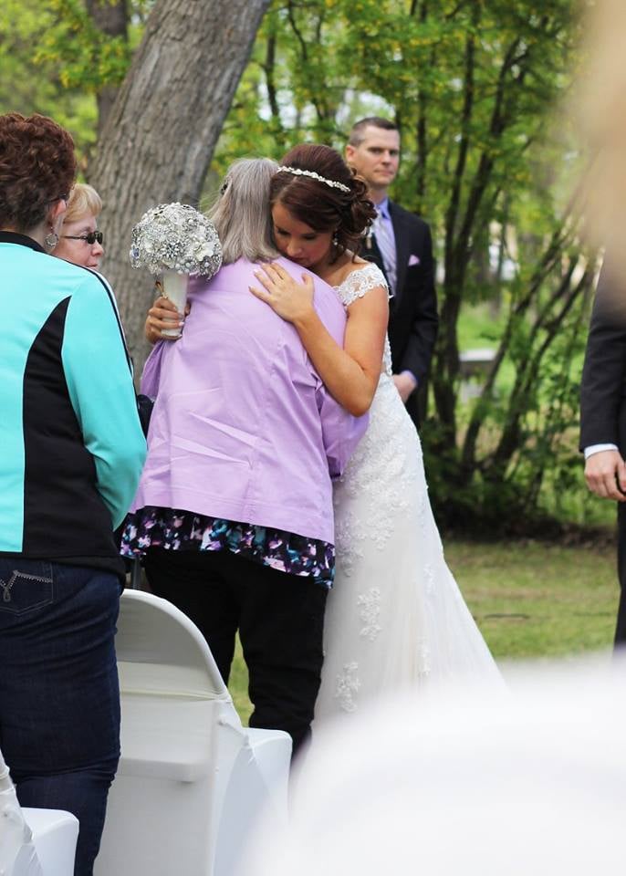 Bride Changed Her Wedding Plans For Mom With Alzheimer's