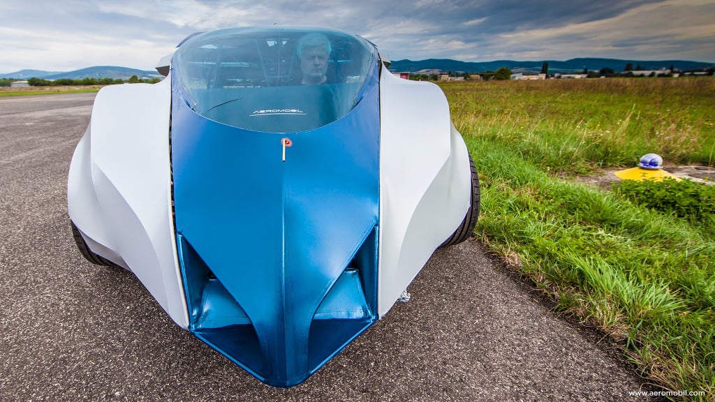 The flying car is accustomed to road traffic, but it can also take off and land at any airport as well.