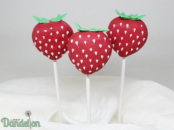 Strawberry Cake Pops