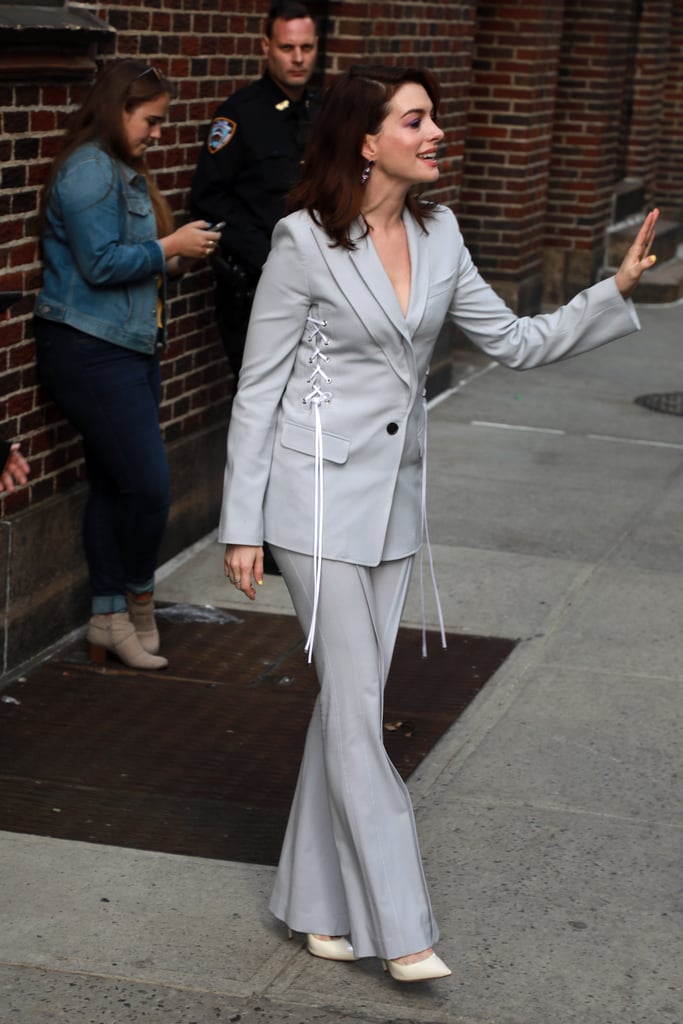 Anne Hathaway Wardrobe Malfunction 2019 Popsugar Fashion