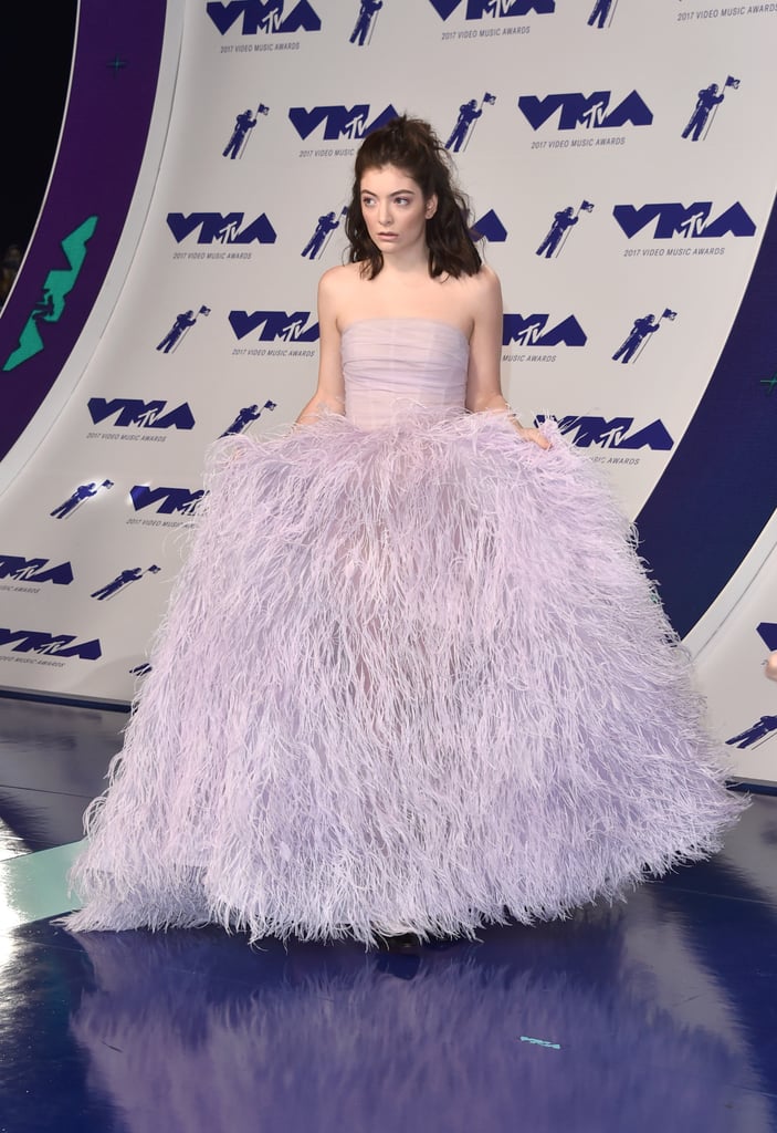 Lorde's Dress at VMAs 2017