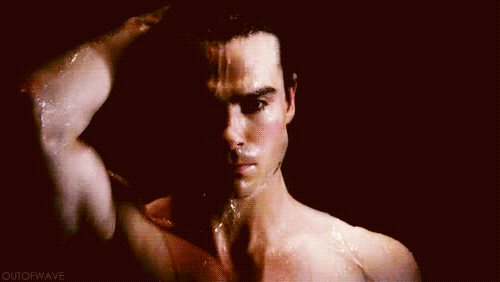 When Damon Ponders Lifes Deepest Thoughts While Bathing The Vampire 0904