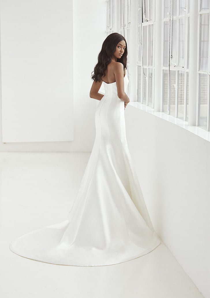 pronovias curvy