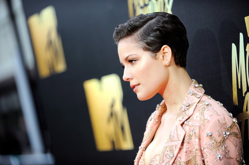 Halsey's Hair and Makeup at the 2016 MTV Movie Awards