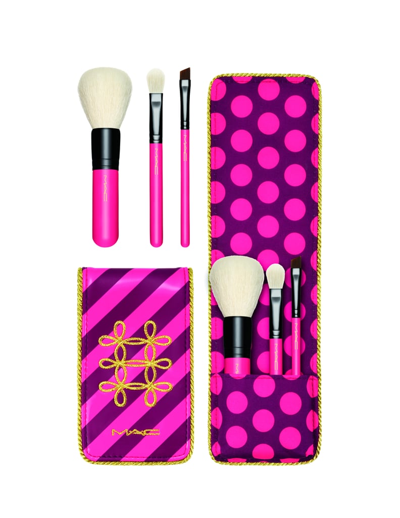 MAC Cosmetics Nutcracker Sweet Essential Brush Kit