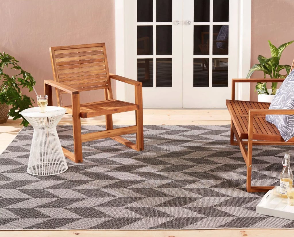 Nicole Miller Calla Outdoor Patio Country Rug