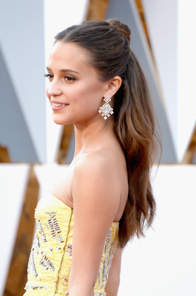 Alicia Vikander at the 2016 Oscars