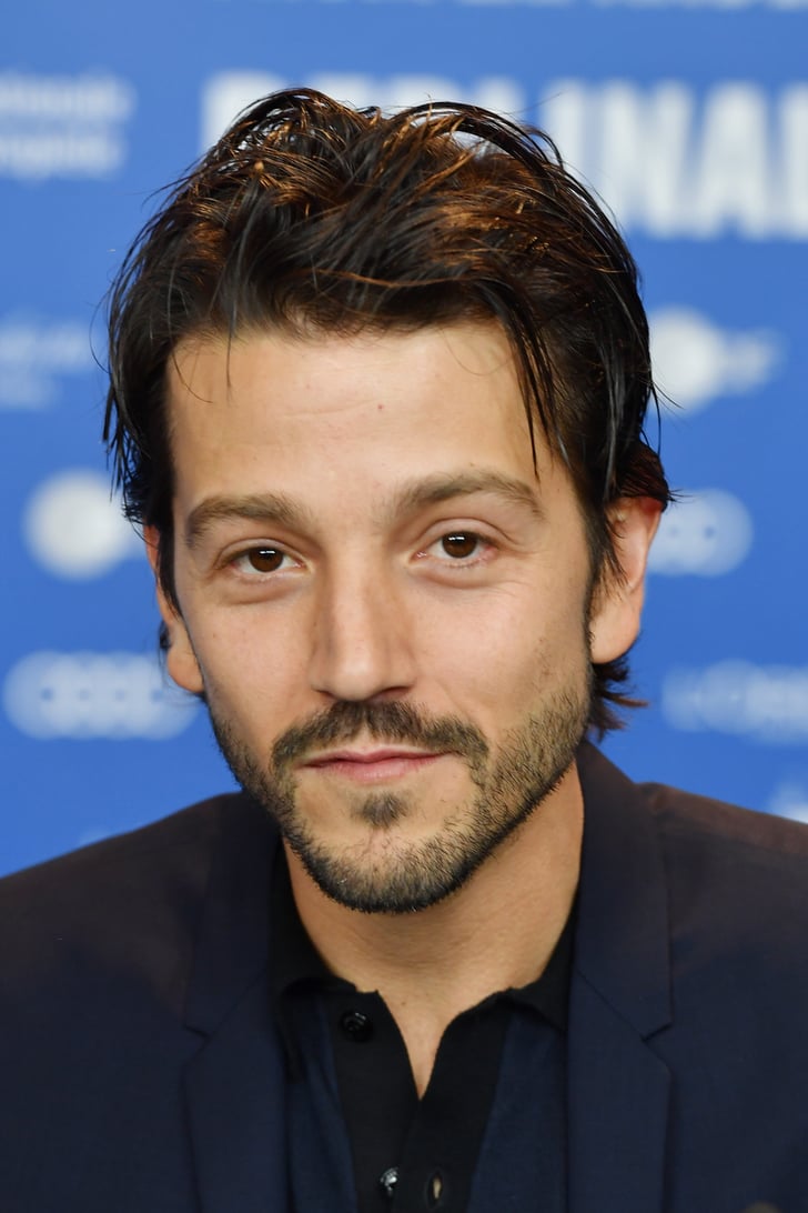 Sexy Diego Luna Pictures | POPSUGAR Celebrity Photo 45