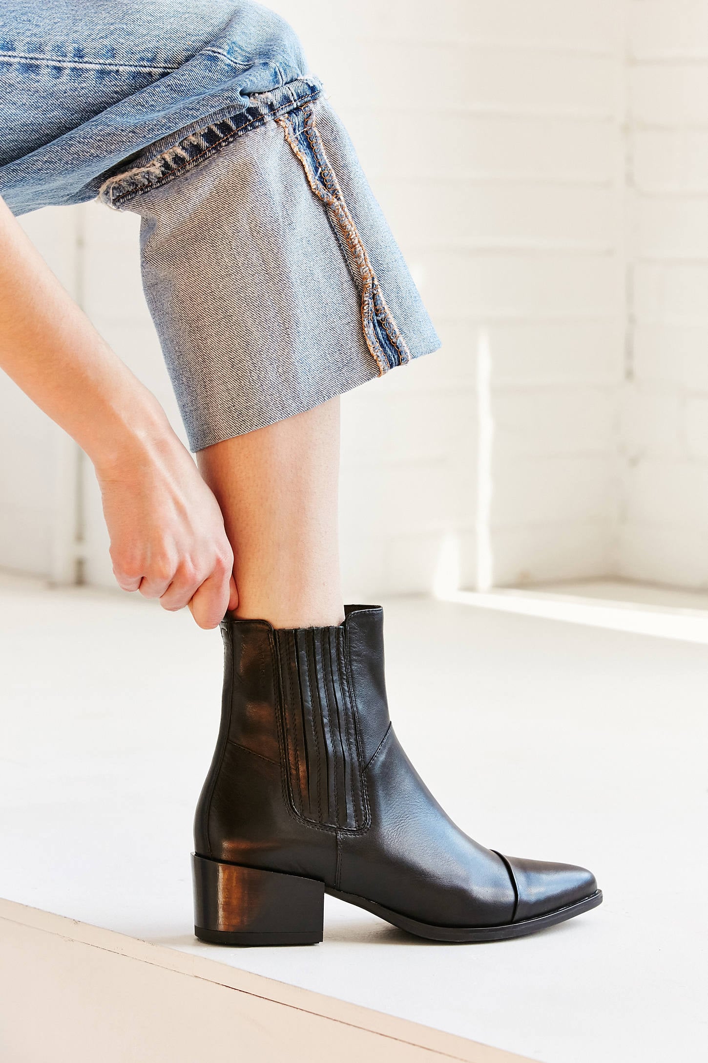 fall chelsea boots