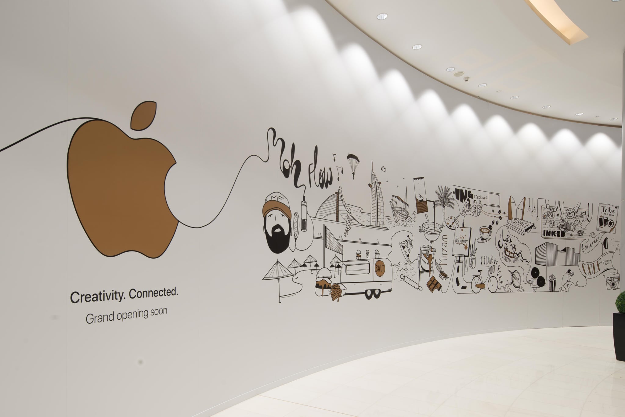 دبي مول افتتاح متجر آبل الثالث الإمارات Popsugar Middle East Love