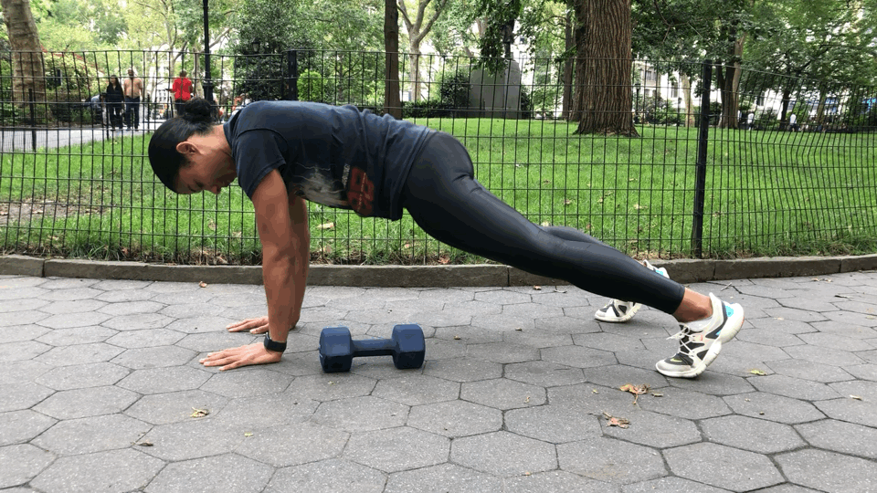 Plank With a Dumbbell Pull-Through