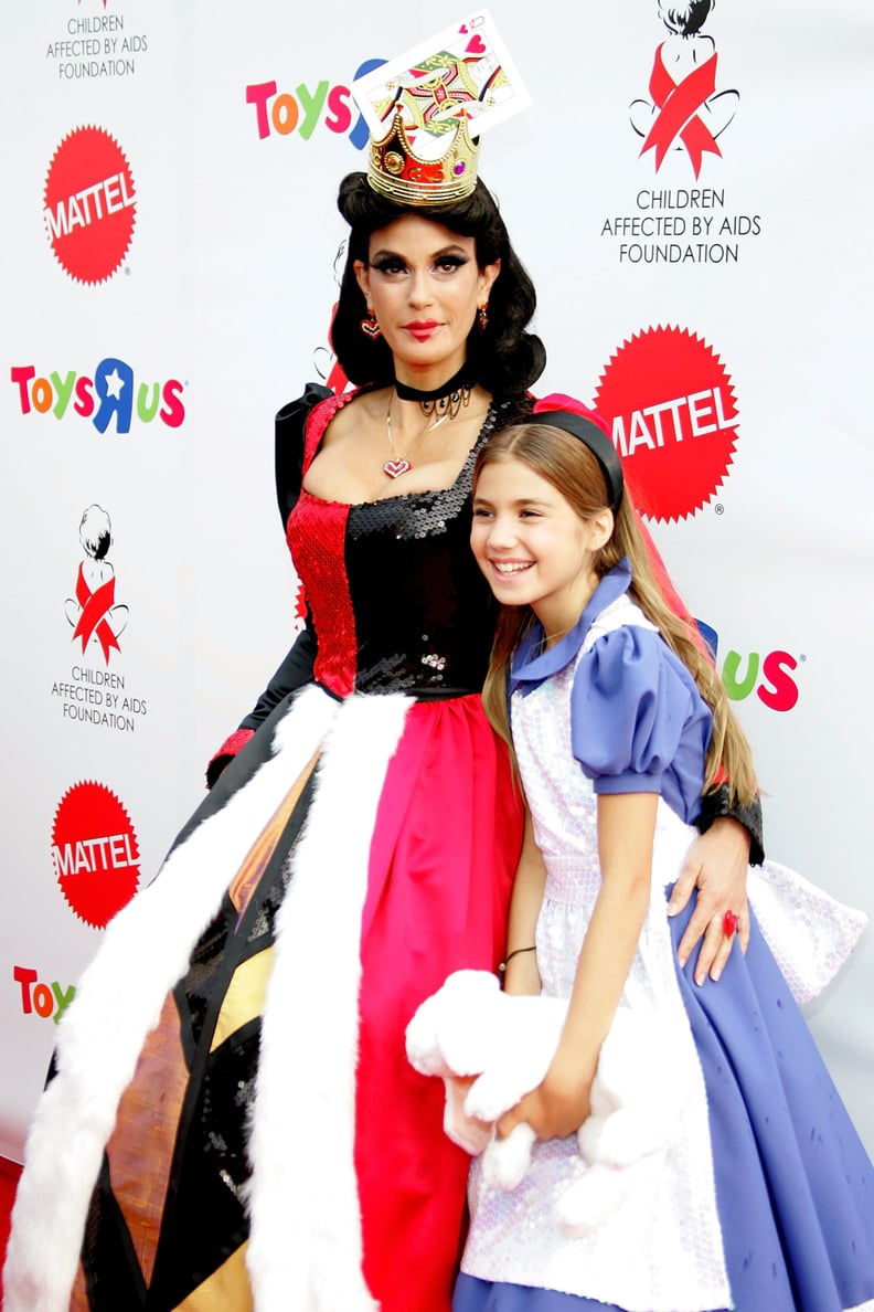 Teri Hatcher and Her Daughter, Emerson, as the Queen of Hearts and Alice in Wonderland