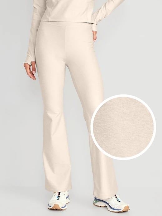 Old Navy High-Waisted Cloud+ Flare Leggings
