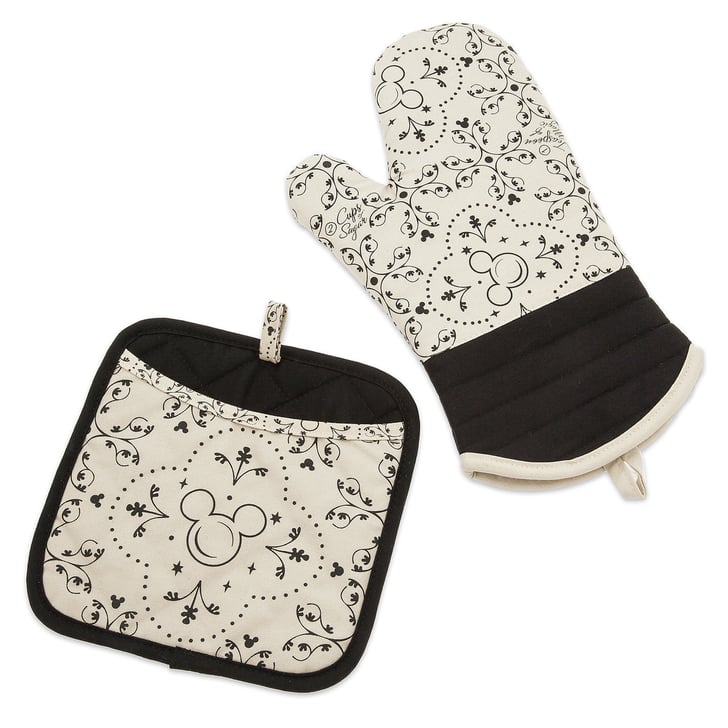 Mickey Mouse Oven Mitt and Pot Holder