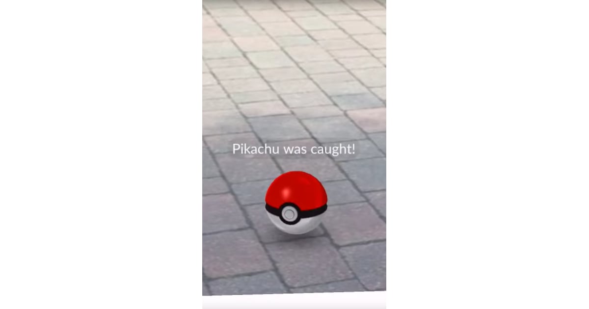 Throw the Poké Ball onto Pikachu's head, and catch him! How to Start