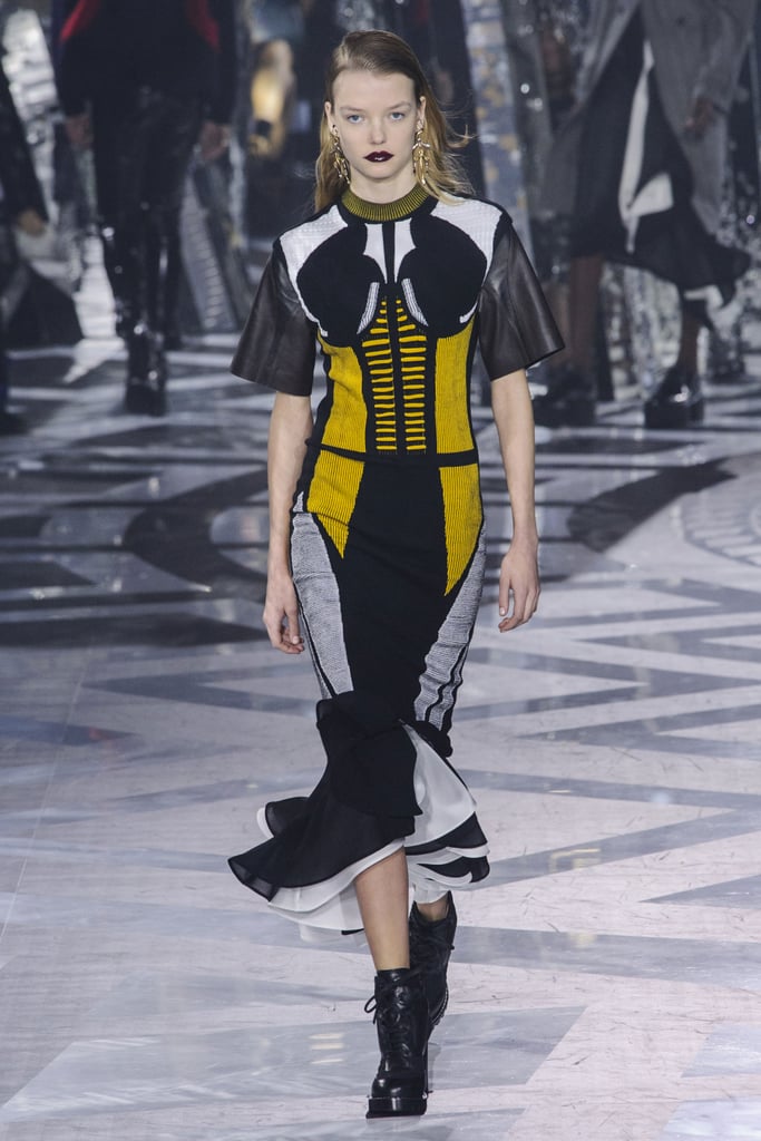 Louis Vuitton Fall 2016 Runway | POPSUGAR Fashion Photo 28