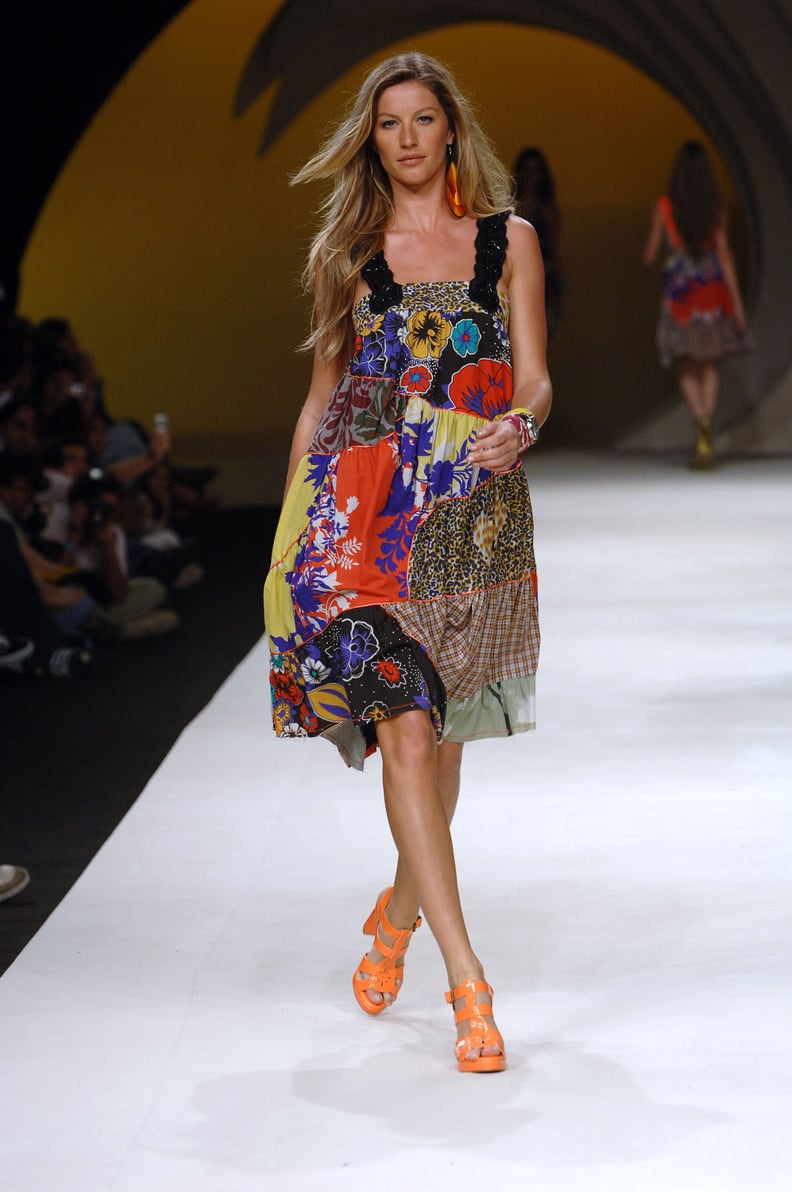 Gisele Bündchen on the Colcci Runway at Rio Fashion Week Spring/Summer 2007