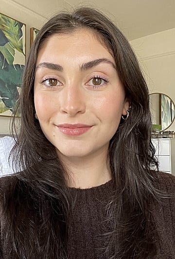 I Tried TikTok's Floss Hack For Frizzy Hair: See the Photos