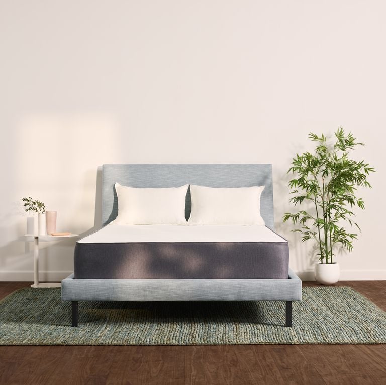 The Casper Hybrid Mattress