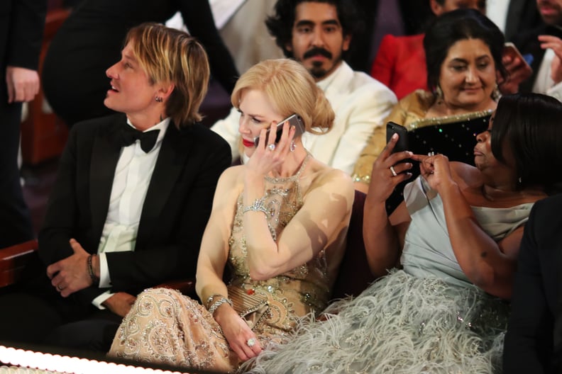 Nicole Kidman took a phone call.