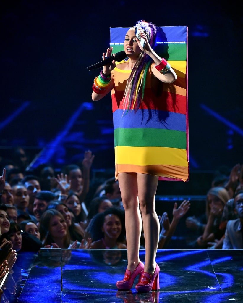 Miley Cyrus Outfits at VMAs 2015
