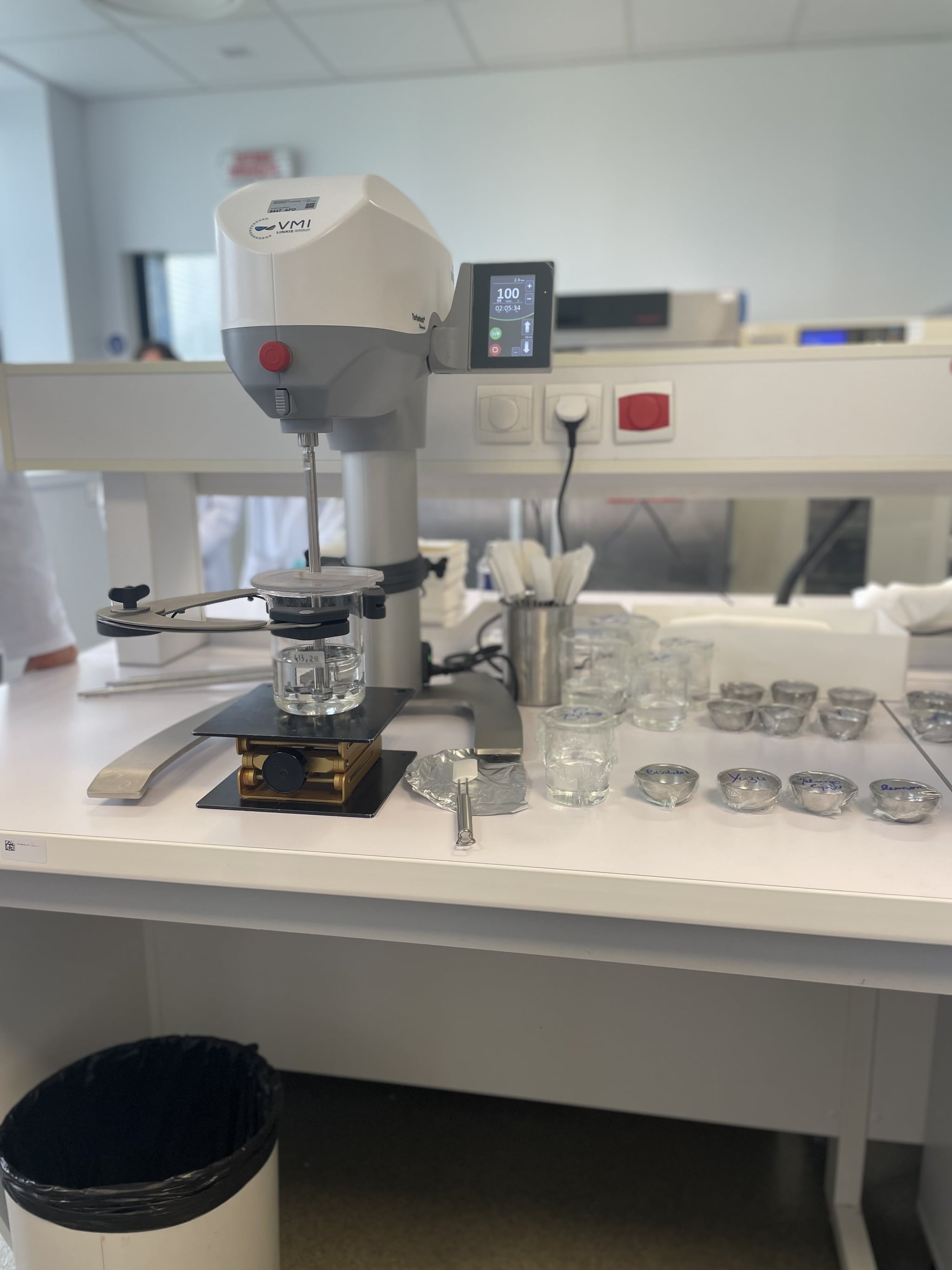 I Tried Every Product in Benefit’s Porefessional Range | POPSUGAR Beauty UK