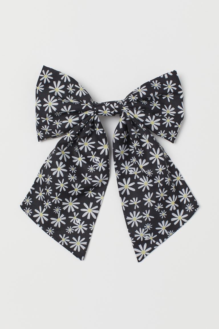 To All the Boys I’ve Loved Before x H&M Bow Hair Clip