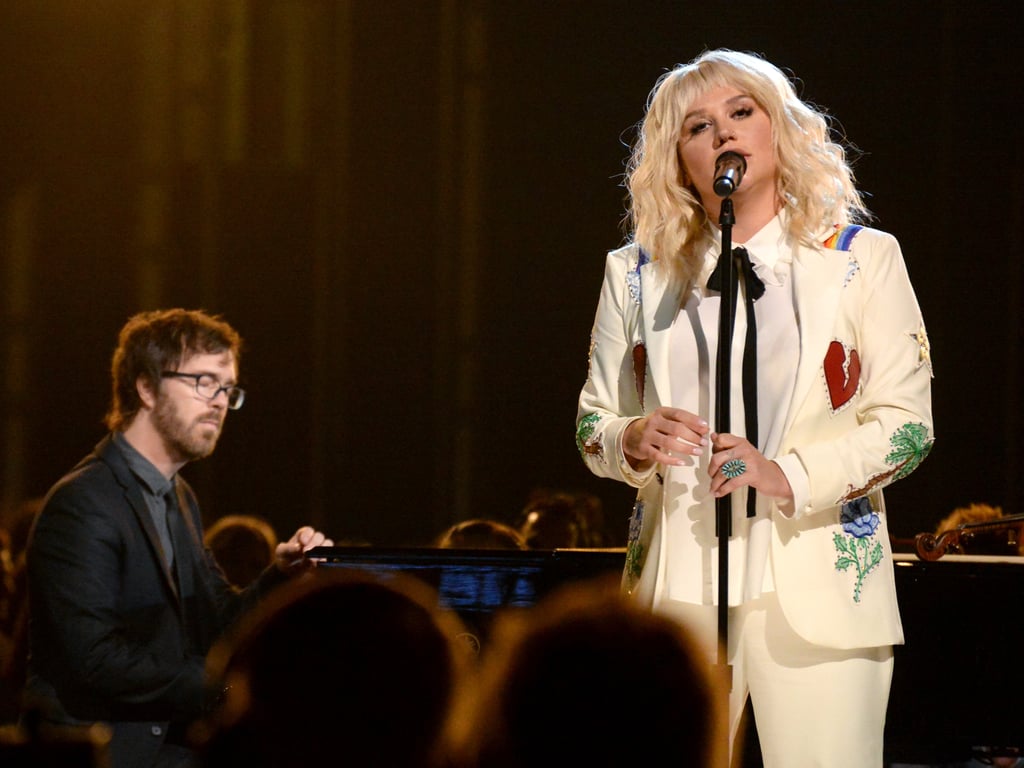 Kesha at 2016 Billboard Music Awards
