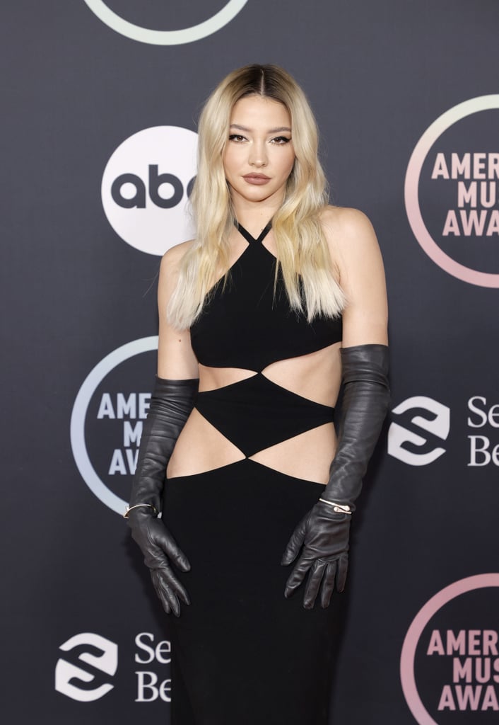 Madelyn Cline's Cutout Dress at 2021 American Music Awards